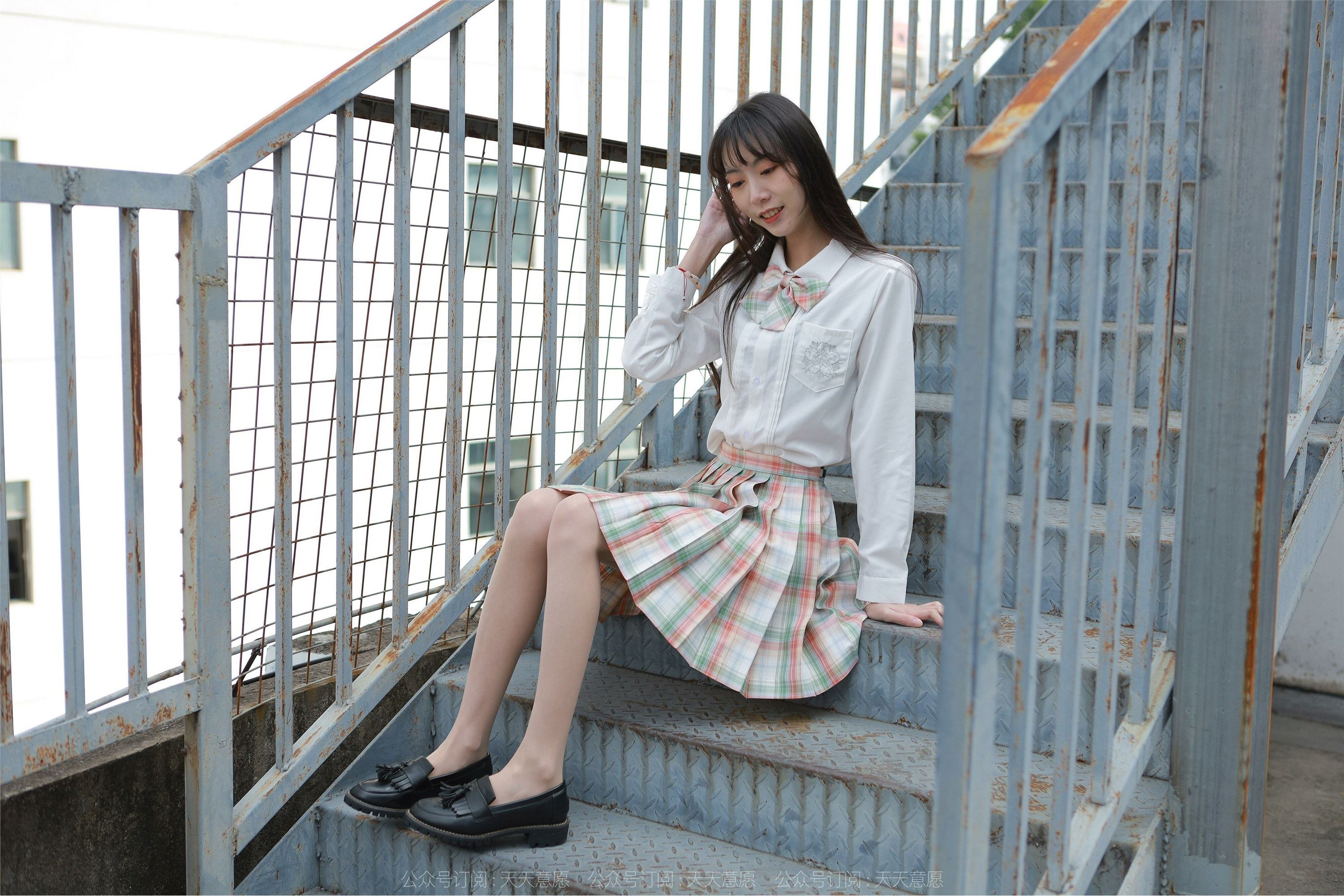 IESS异思趣向  2022.04.24 丝享家 1069：团团《jk妹妹》